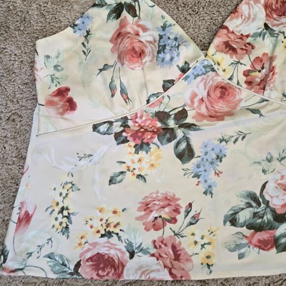 Abercrombie & Fitch Sleepwear Top Cami Lounge Satin Floral Sz LARGE - Picture 2 of 8